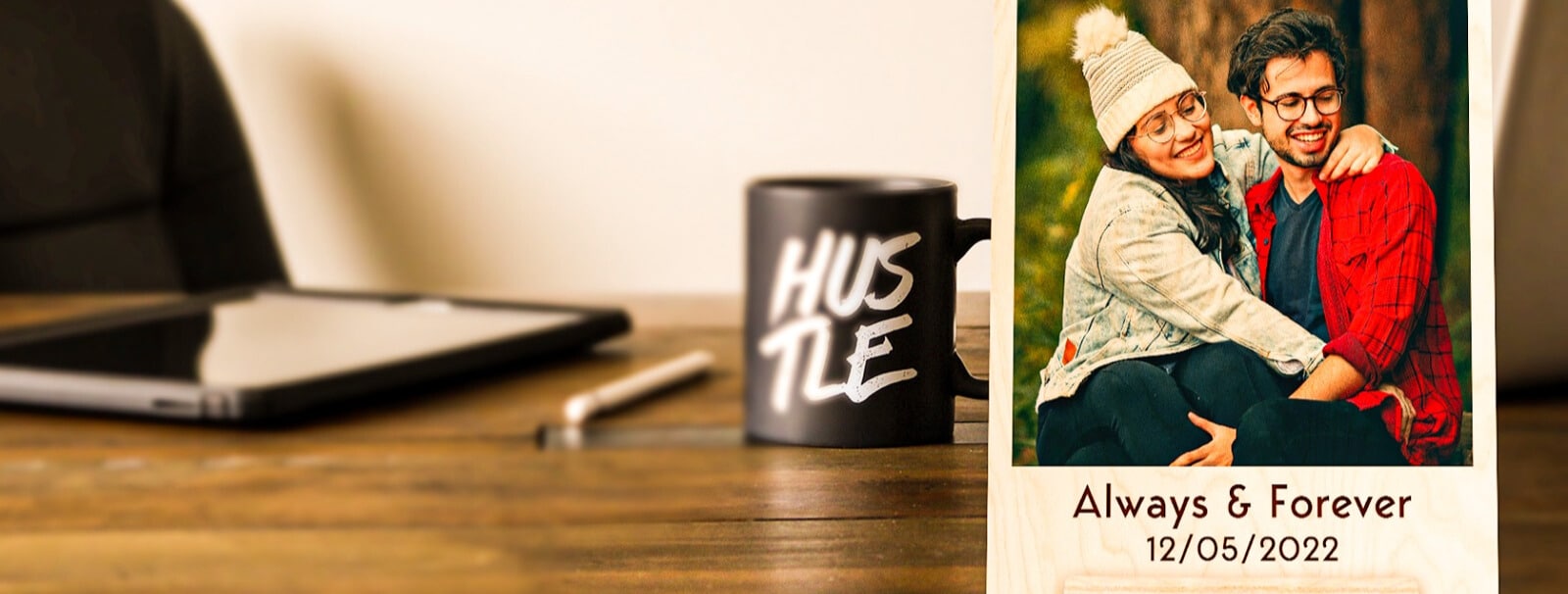 a coffee mug and a picture of a Couple