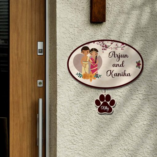South Couple with Pet Name Plate | Personalized - Image 7