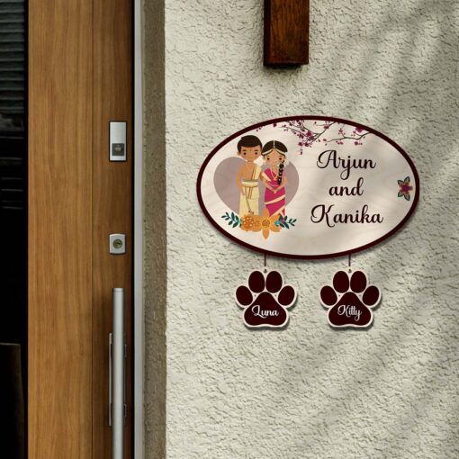 South Couple with Pet Name Plate | Personalized - Image 4