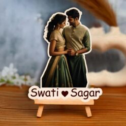 Couple Cutout Wood Print with Pine Stand | Personalized l 6x4 Inch
